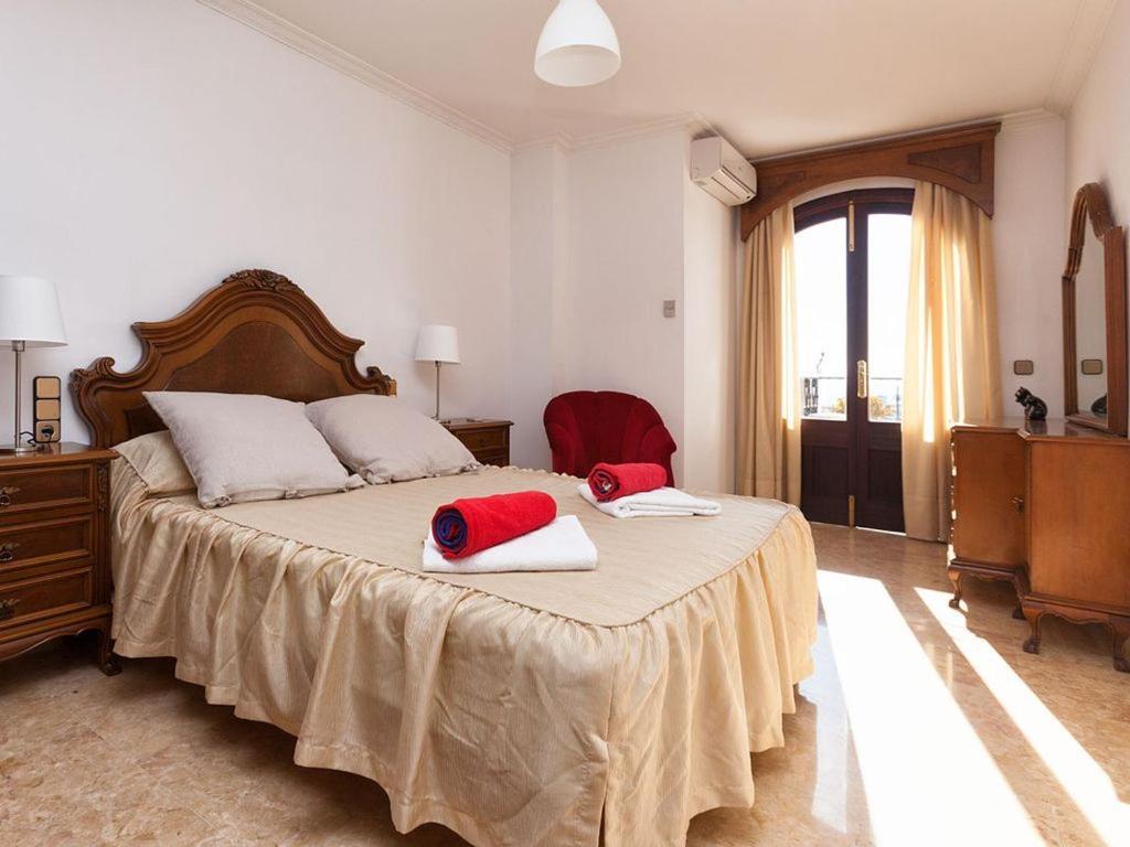 Casa De Riera Con Piscina Comunitaria * Moscari